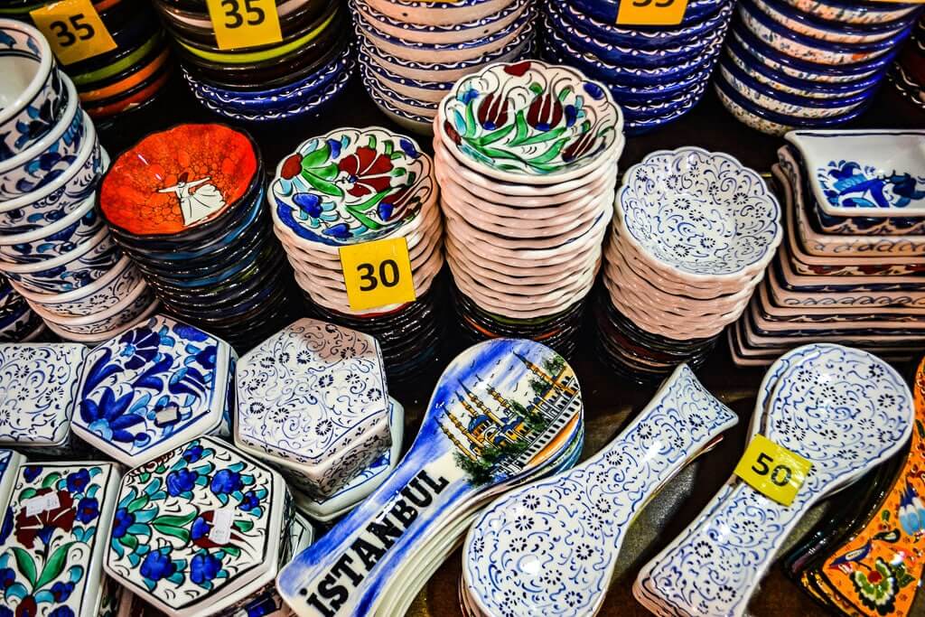Shopping Extravaganza: Turkish Souvenirs for Indian Shoppers